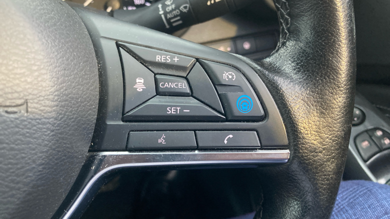 Nissan Juke 1.6 Hybrid Tekna 5dr Auto Hybrid Hatchback